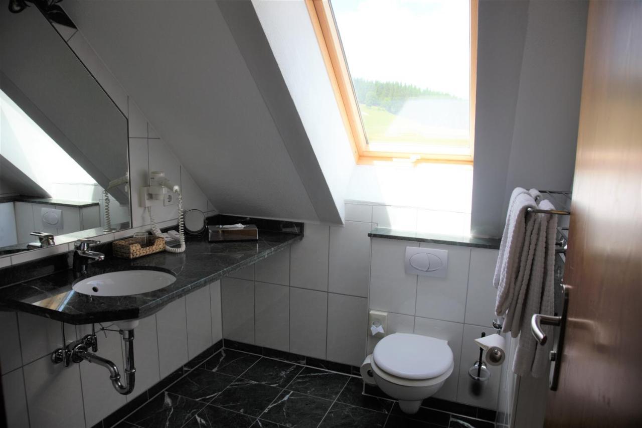 Stuub Jostal Apartment ทิทิเซ-นอยชตัดท์ ภายนอก รูปภาพ