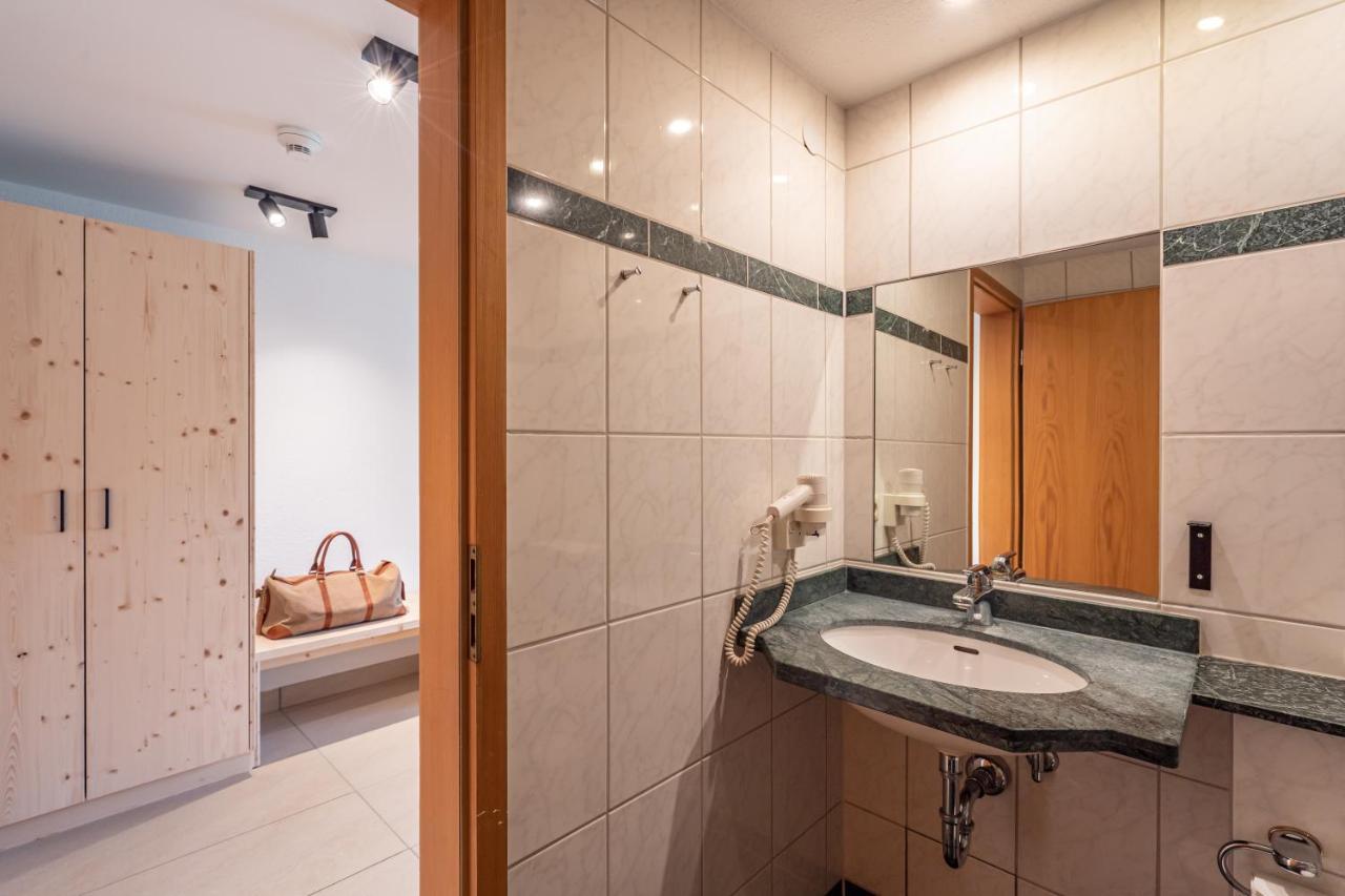 Stuub Jostal Apartment ทิทิเซ-นอยชตัดท์ ภายนอก รูปภาพ