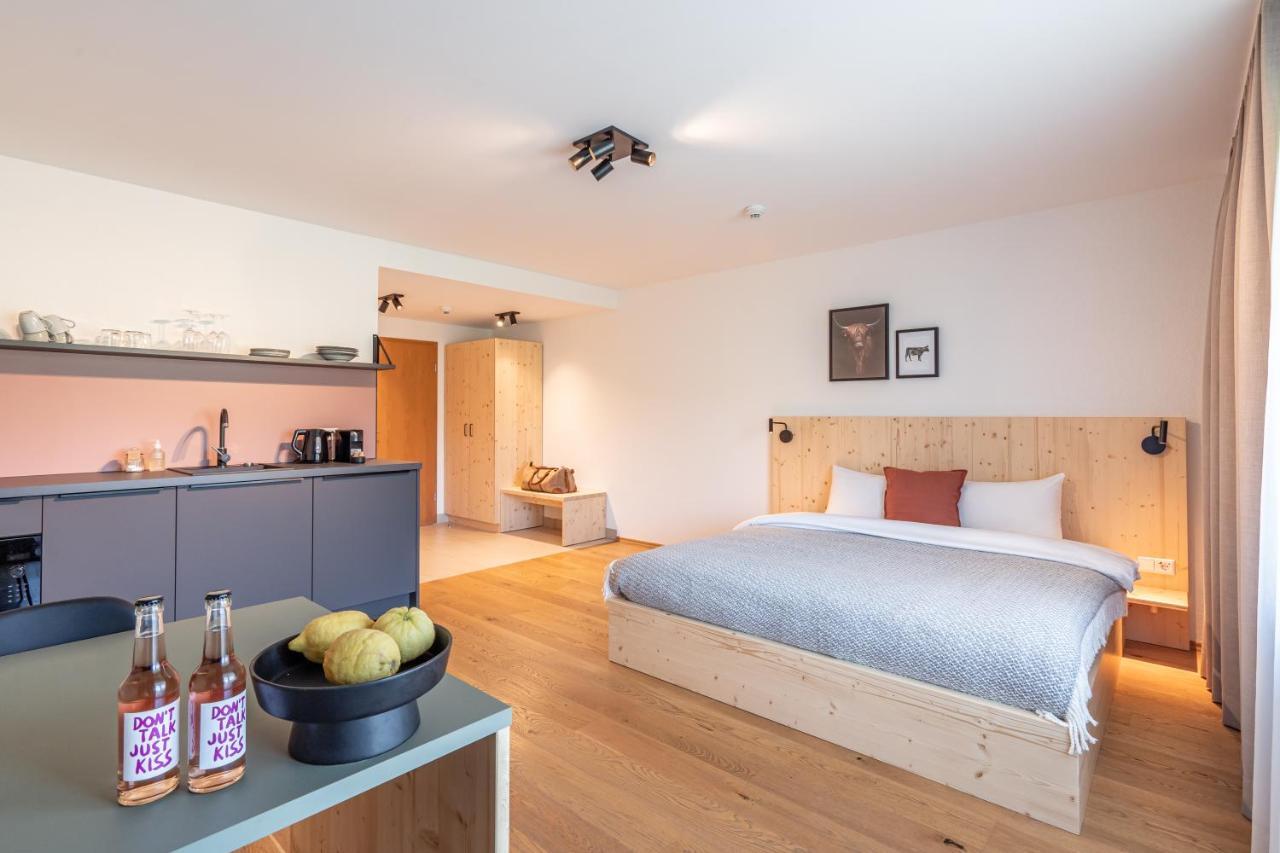 Stuub Jostal Apartment ทิทิเซ-นอยชตัดท์ ภายนอก รูปภาพ