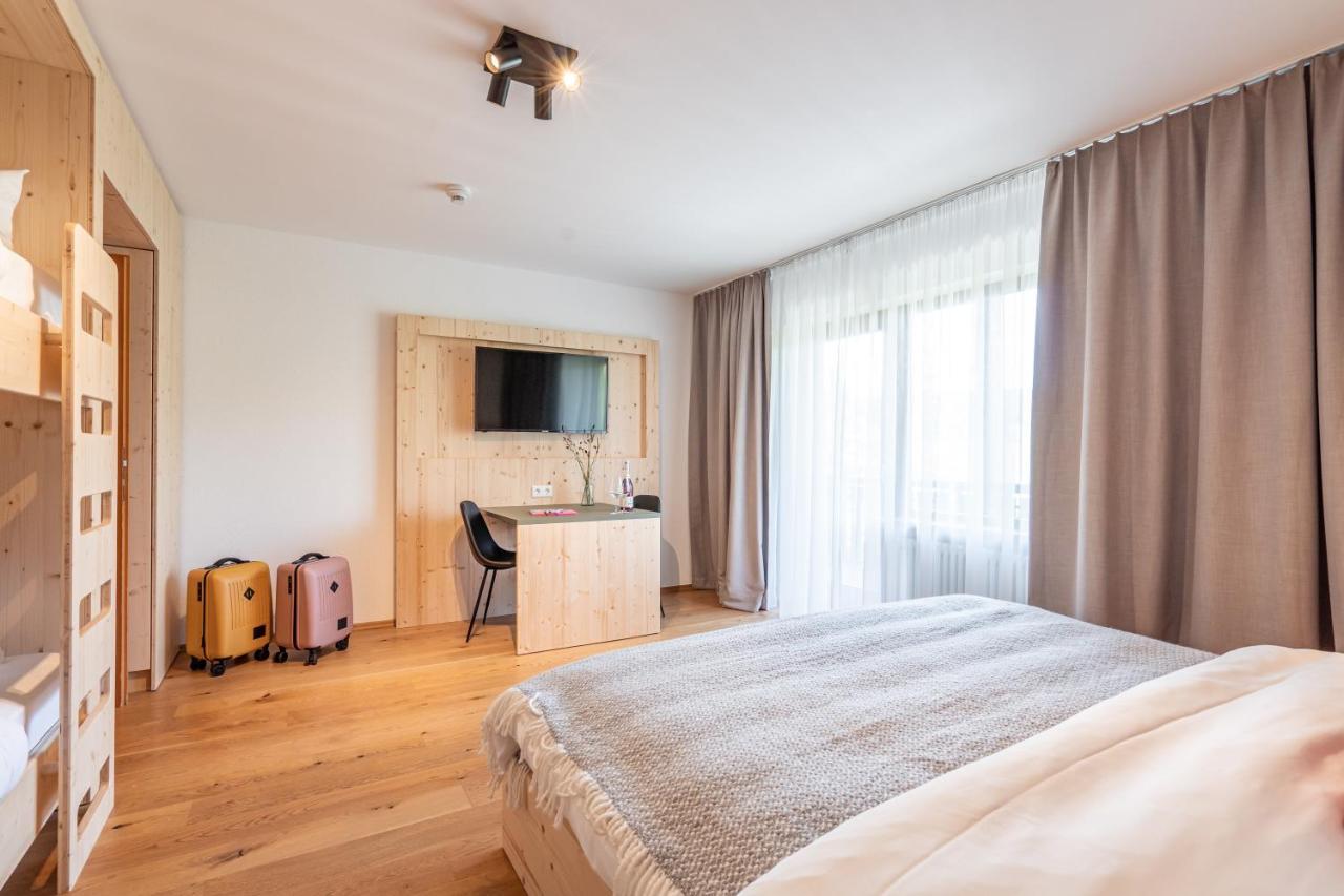 Stuub Jostal Apartment ทิทิเซ-นอยชตัดท์ ภายนอก รูปภาพ